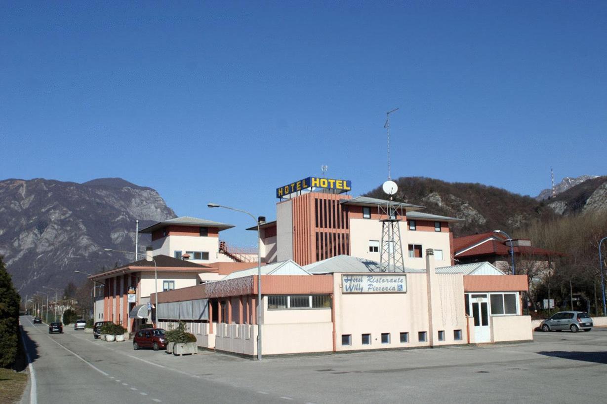 Hotel Willy Джемона-дель-Фриули Экстерьер фото