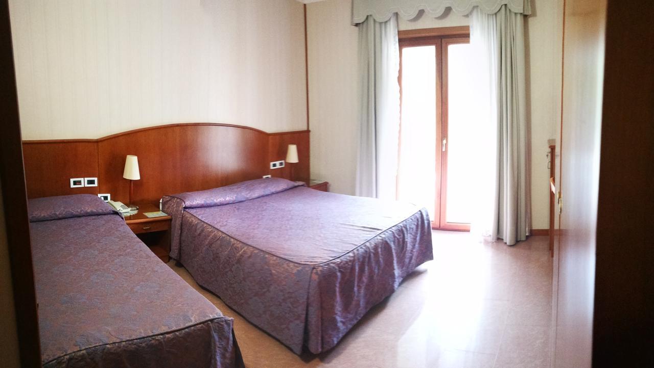 Hotel Willy Джемона-дель-Фриули Экстерьер фото